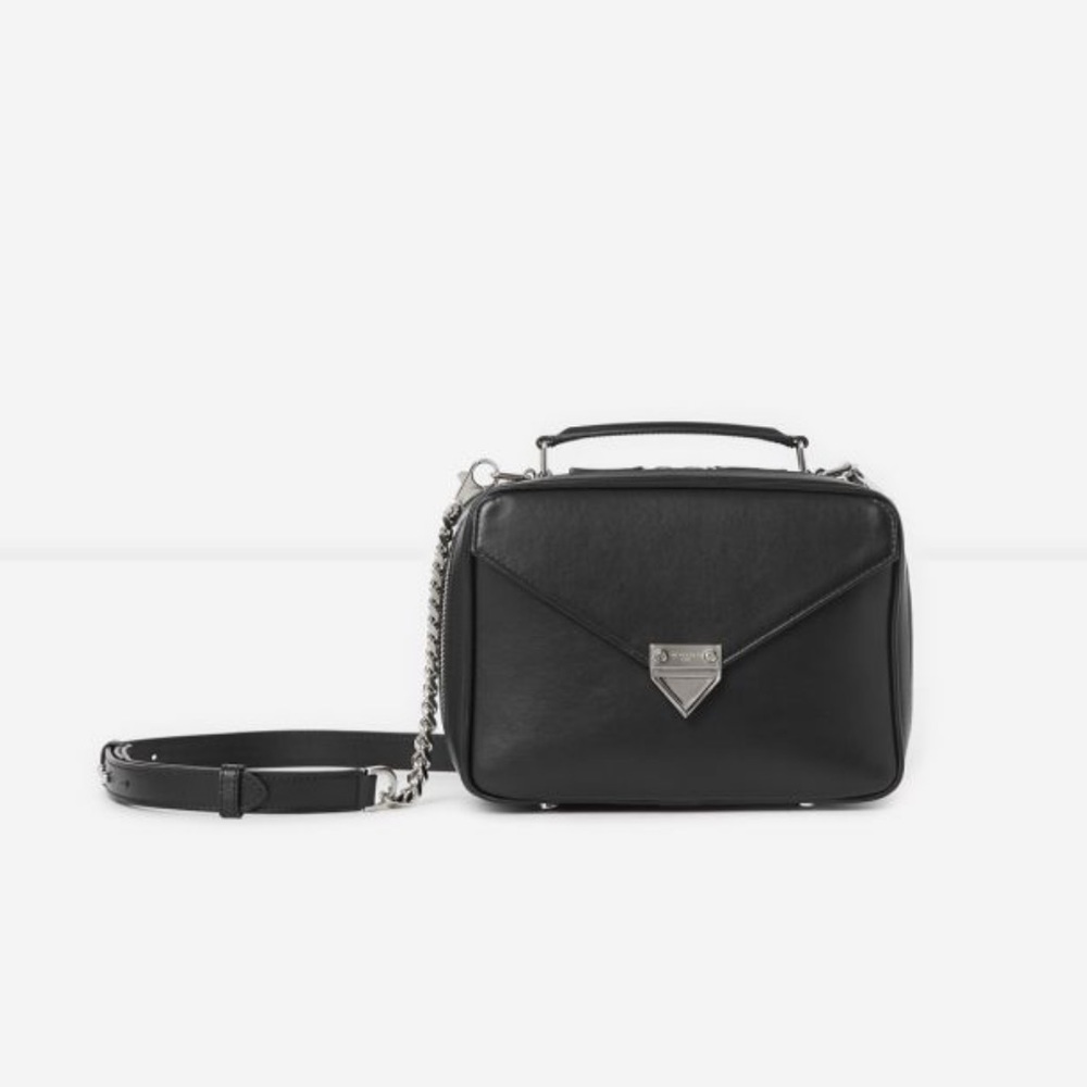 MEDIUM BLACK BARBARA BAG IN SMOOTH LEATHER